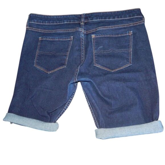 ARIZONA JEAN CO. women's junior's 13 average super skinny denim jean shorts - Picture 9 of 12